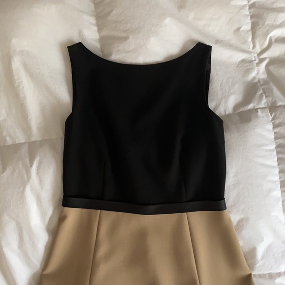 Gorgeous “Audrey Hepburn” stye classic - Picture 7 of 8